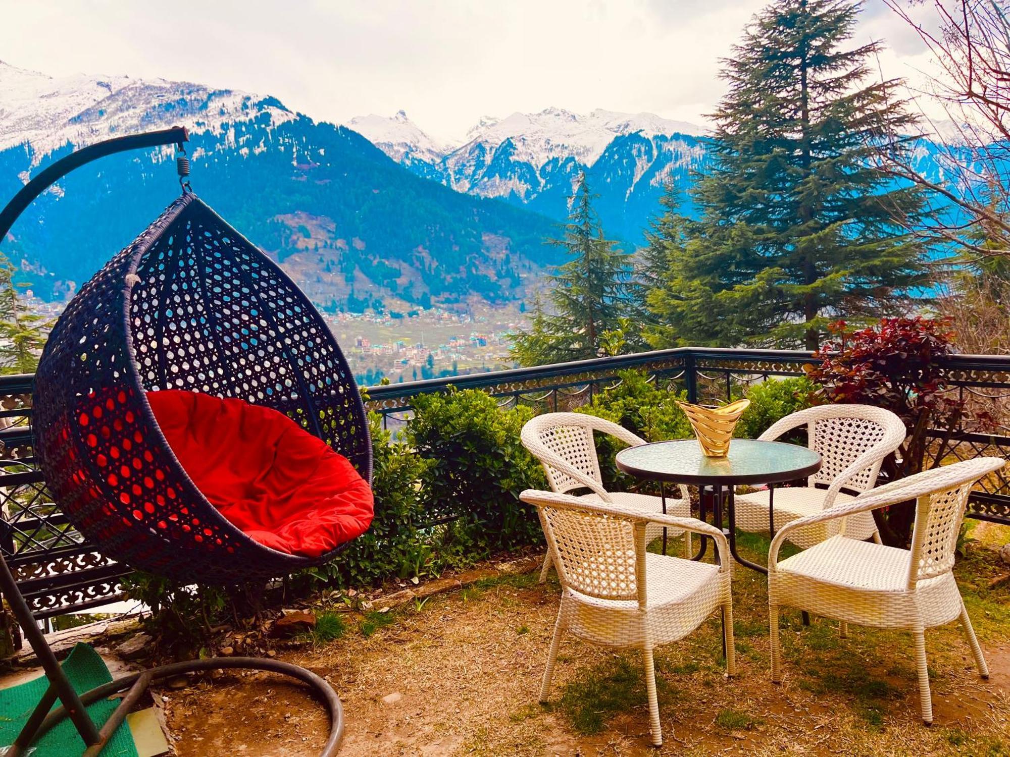 The Manu Emerald # Farmhouse # Top Selling Cottage In Manali # Peaceful Heritage Cozy Stay # Lawn With Bonfire # Most Awarded Luaran gambar