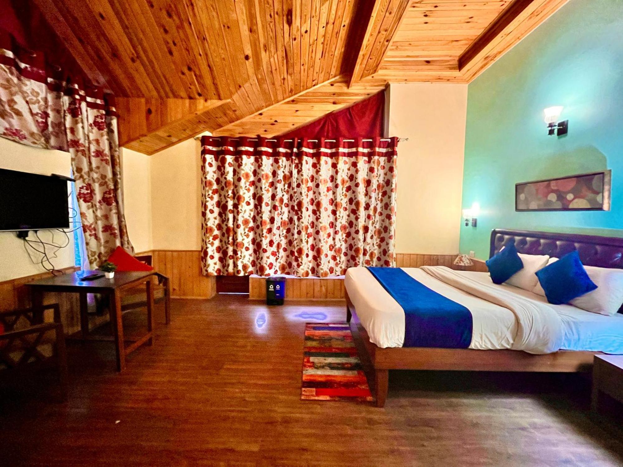 The Manu Emerald # Farmhouse # Top Selling Cottage In Manali # Peaceful Heritage Cozy Stay # Lawn With Bonfire # Most Awarded Luaran gambar