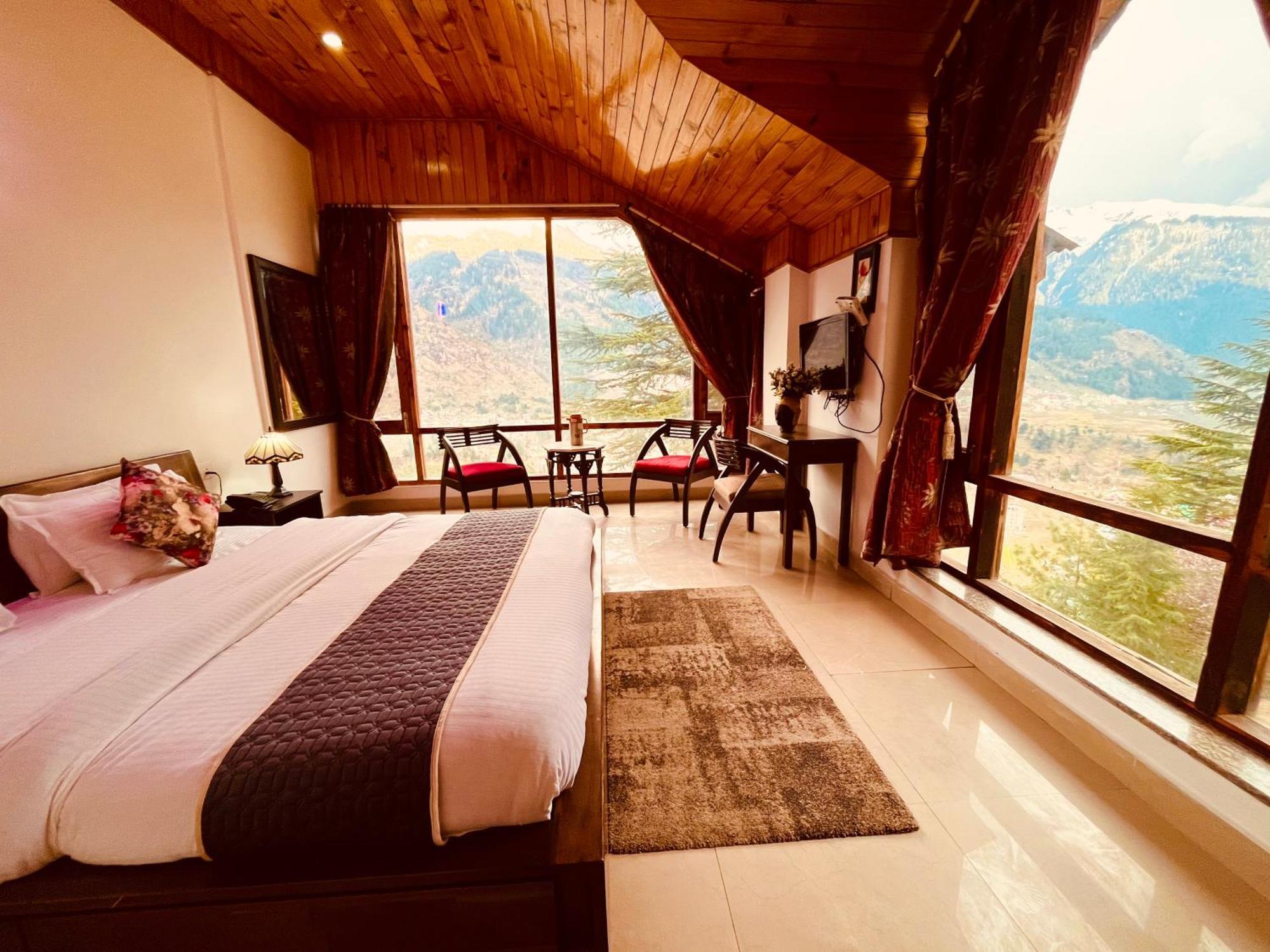 The Manu Emerald # Farmhouse # Top Selling Cottage In Manali # Peaceful Heritage Cozy Stay # Lawn With Bonfire # Most Awarded Luaran gambar