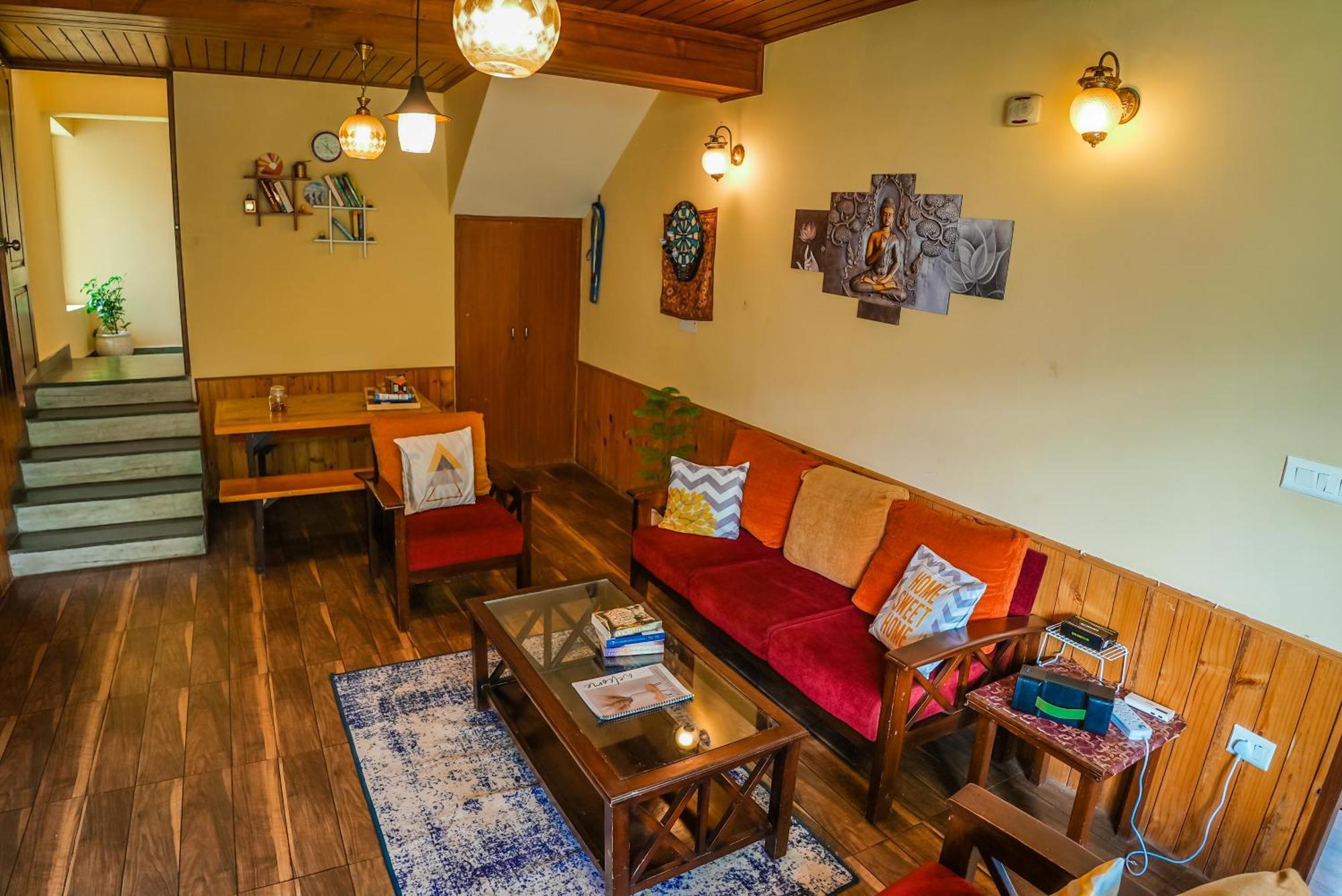 The Manu Emerald # Farmhouse # Top Selling Cottage In Manali # Peaceful Heritage Cozy Stay # Lawn With Bonfire # Most Awarded Luaran gambar
