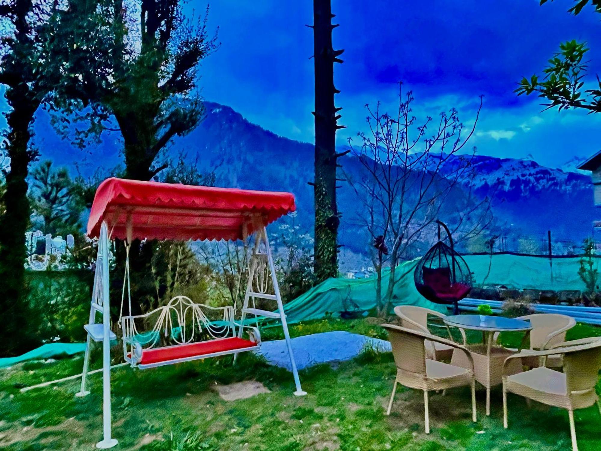 The Manu Emerald # Farmhouse # Top Selling Cottage In Manali # Peaceful Heritage Cozy Stay # Lawn With Bonfire # Most Awarded Luaran gambar