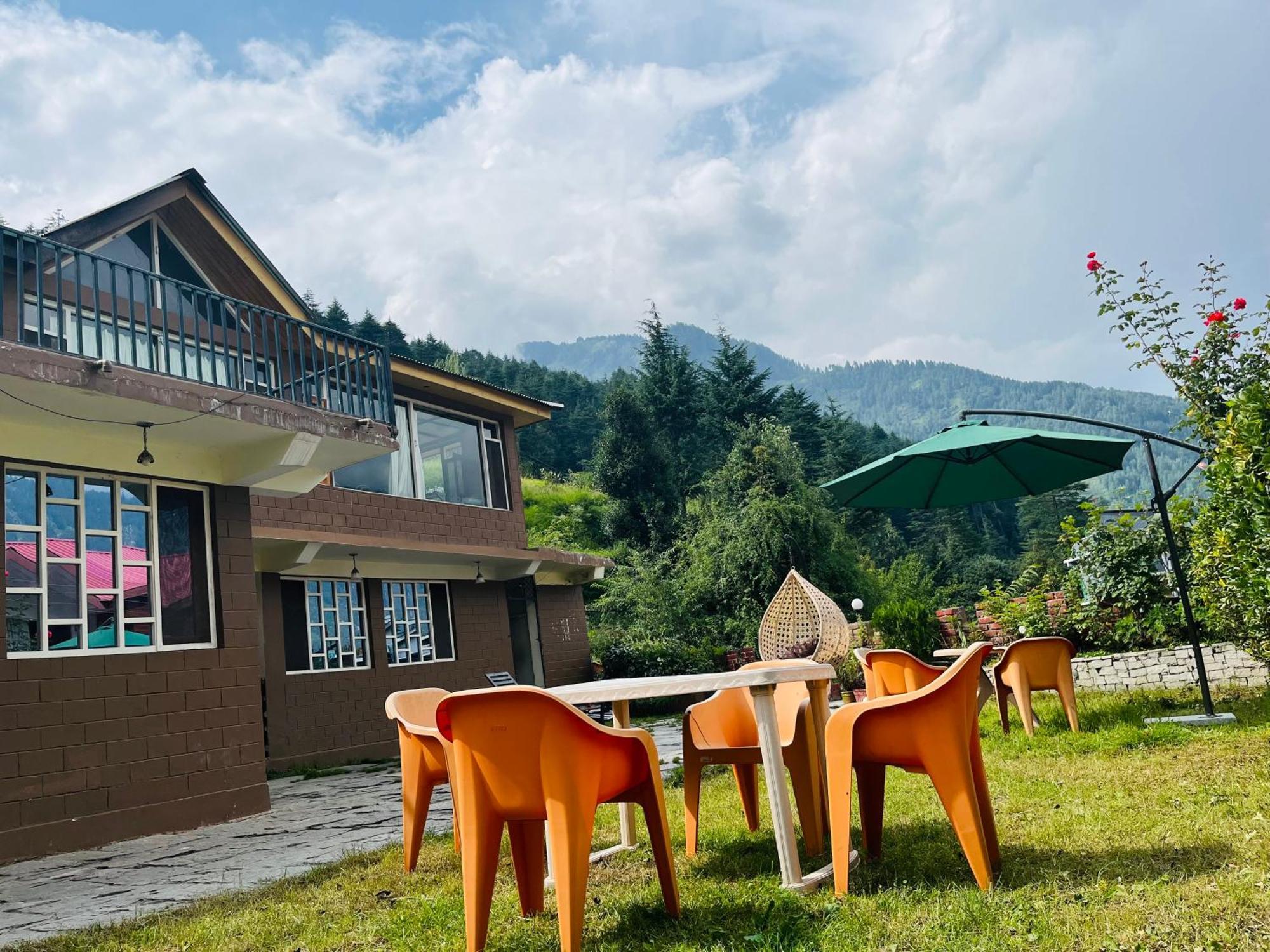 The Manu Emerald # Farmhouse # Top Selling Cottage In Manali # Peaceful Heritage Cozy Stay # Lawn With Bonfire # Most Awarded Luaran gambar